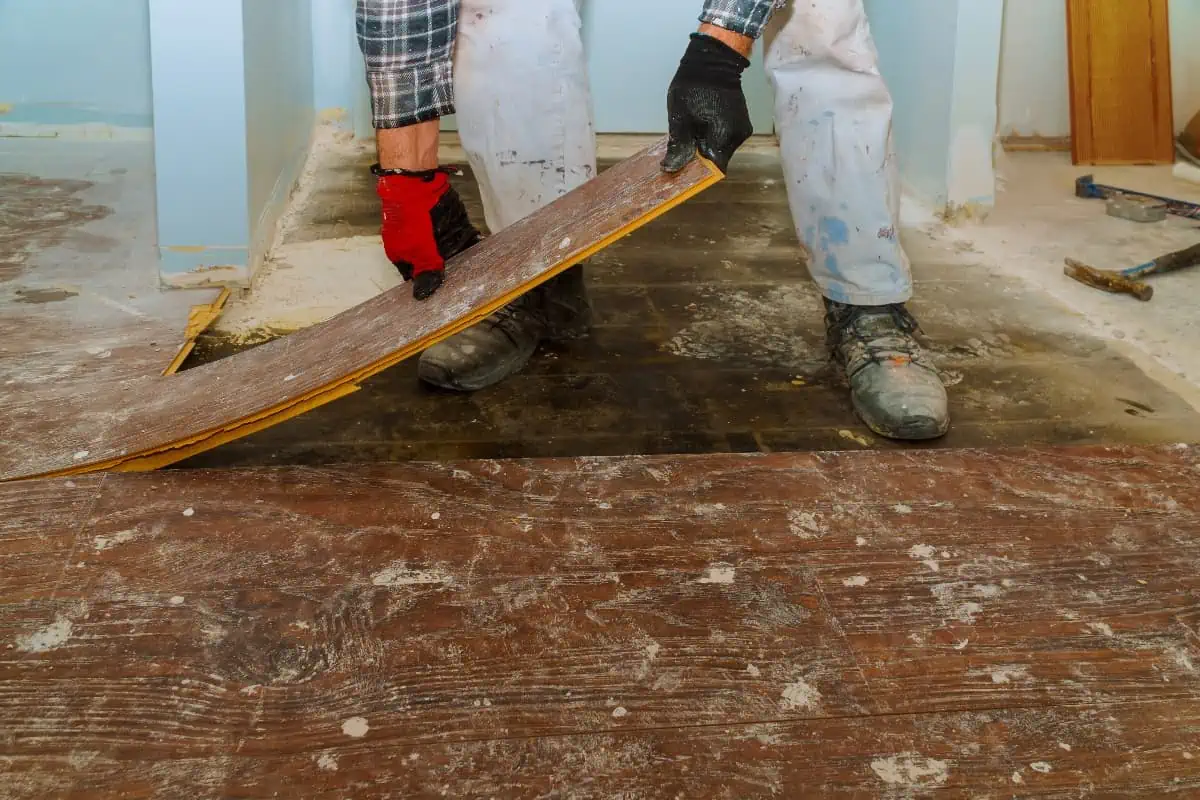 Key Tools You Need to Remove Old Hardwood Floors